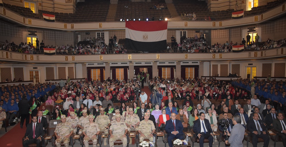 قوات الدفاع الشعبى والعسكرى تنظم ندوتين تثقيفيتين بجامعتى القاهرة وقناة السويس